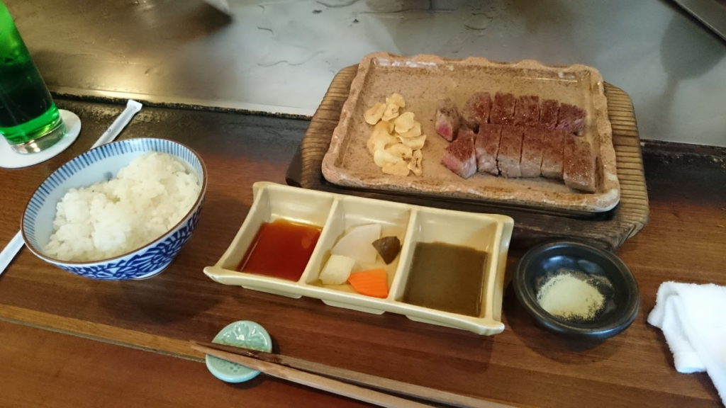 箱根湯本のステーキハウス吉池のランチは最高に美味しかった！！ | たぬきの車と家の毎日