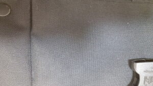 マンハッタンポーテージ　レッドレーベルの表地、CORDURA Classic Fabric（ナイロン）