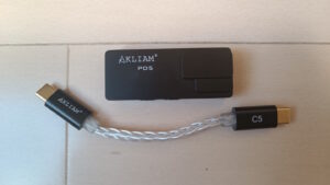 AKLIAM PD5とUSB CtoCケーブル