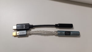 KZ AM2とCX31993＋MAX97220のドングルとの比較